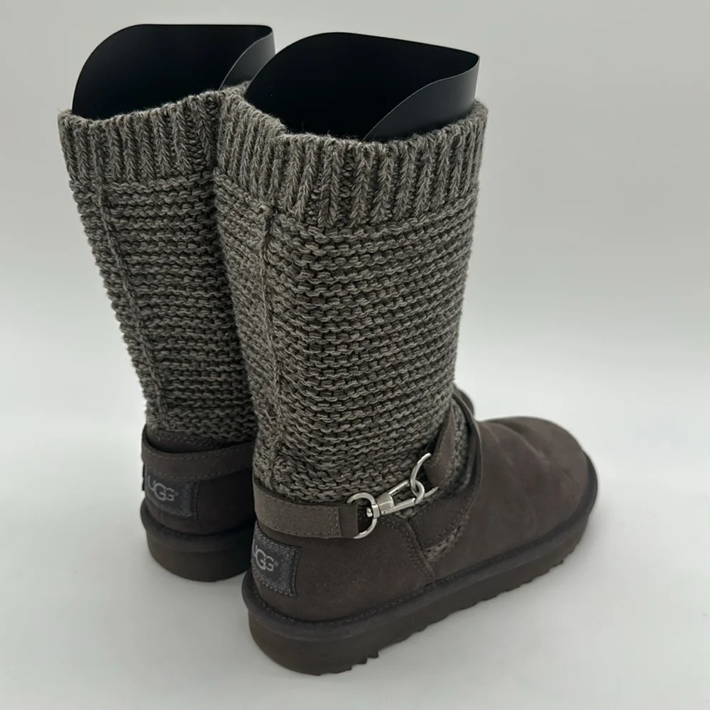 UGG purl strap